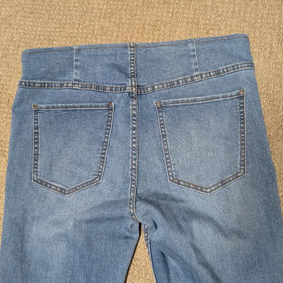 We The Free Mid Rise Bell Bottom Super Flare Jeans Womens 30 Pull On Boho Denim - Picture 9 of 10